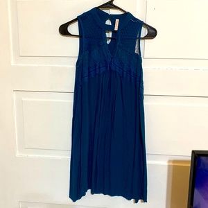 Teal Sleeveless Lace Top Shift Dress